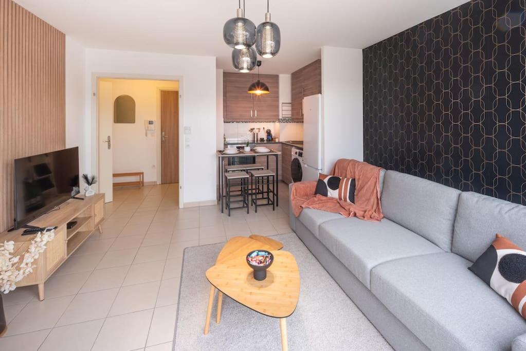L'Excellence-8Min Aeroport-Terrasse-Parking Prive Apartment Lingolsheim Ngoại thất bức ảnh
